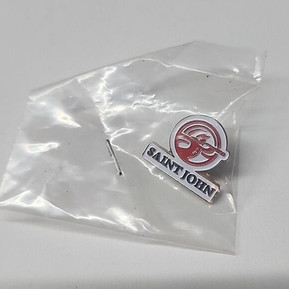 ST. JOHN PIN,SAINT JOHN SOUVENIR PIN,red white enamel metal keepsake pin NIP - Picture 1 of 2